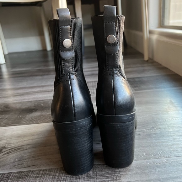 SOLD - Picture 4 of 4